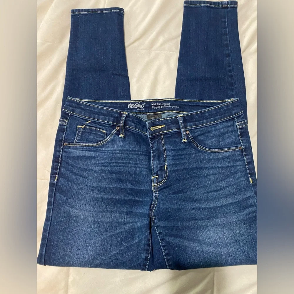 Mid Rise Jegging - Picture 3 of 3
